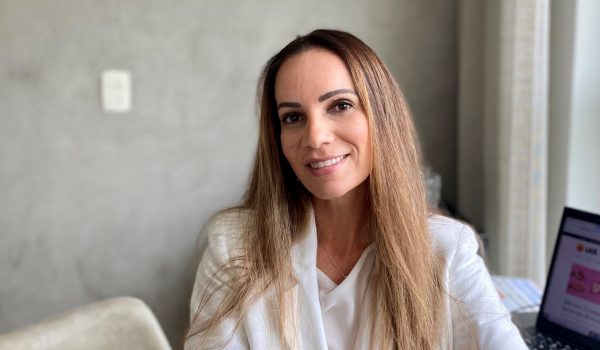 Andreia Santamaria, do UOL: 2024 será quente em oportunidades de conteúdo 360º