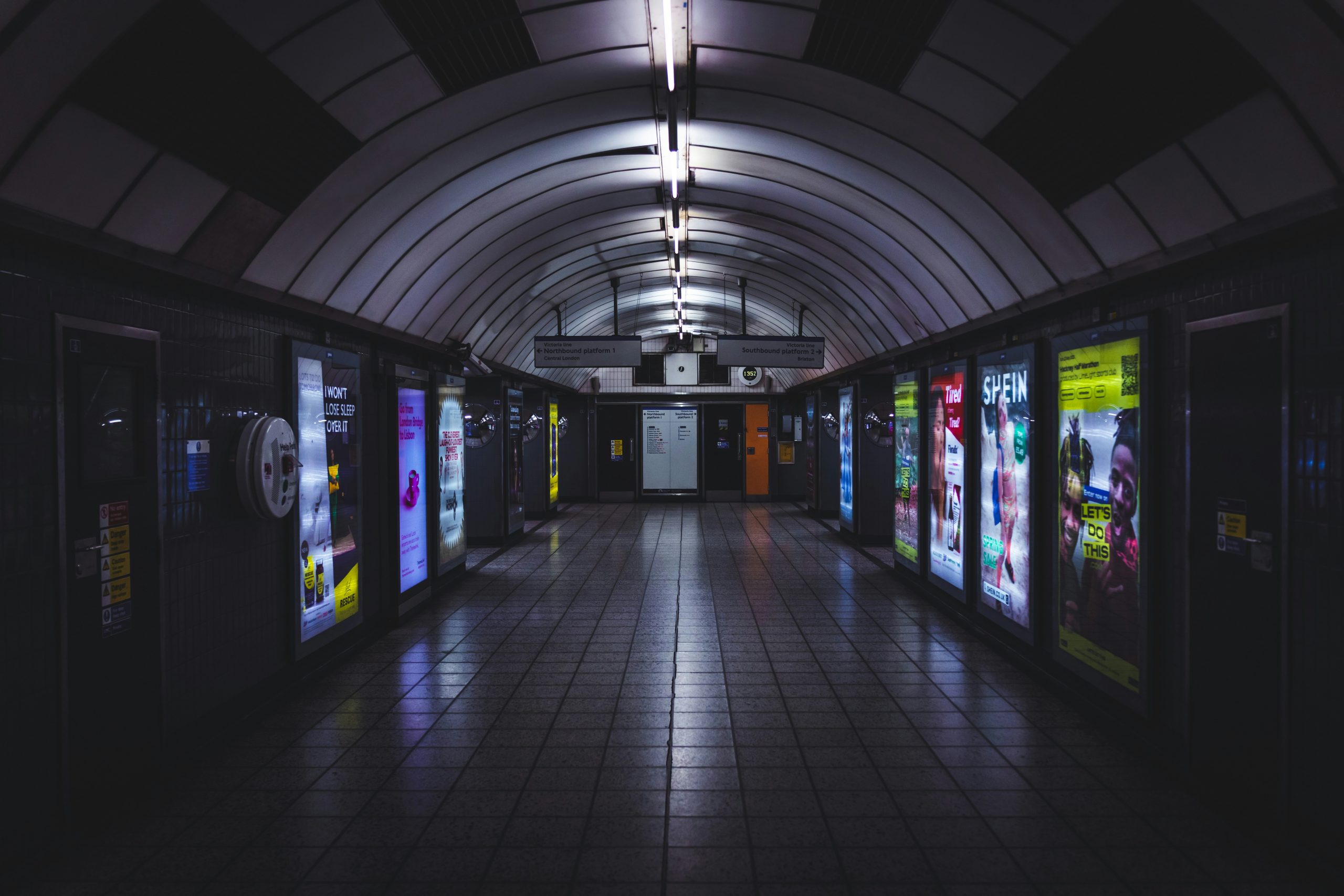 andrea-de-santis-cU59uMQvycA-unsplash